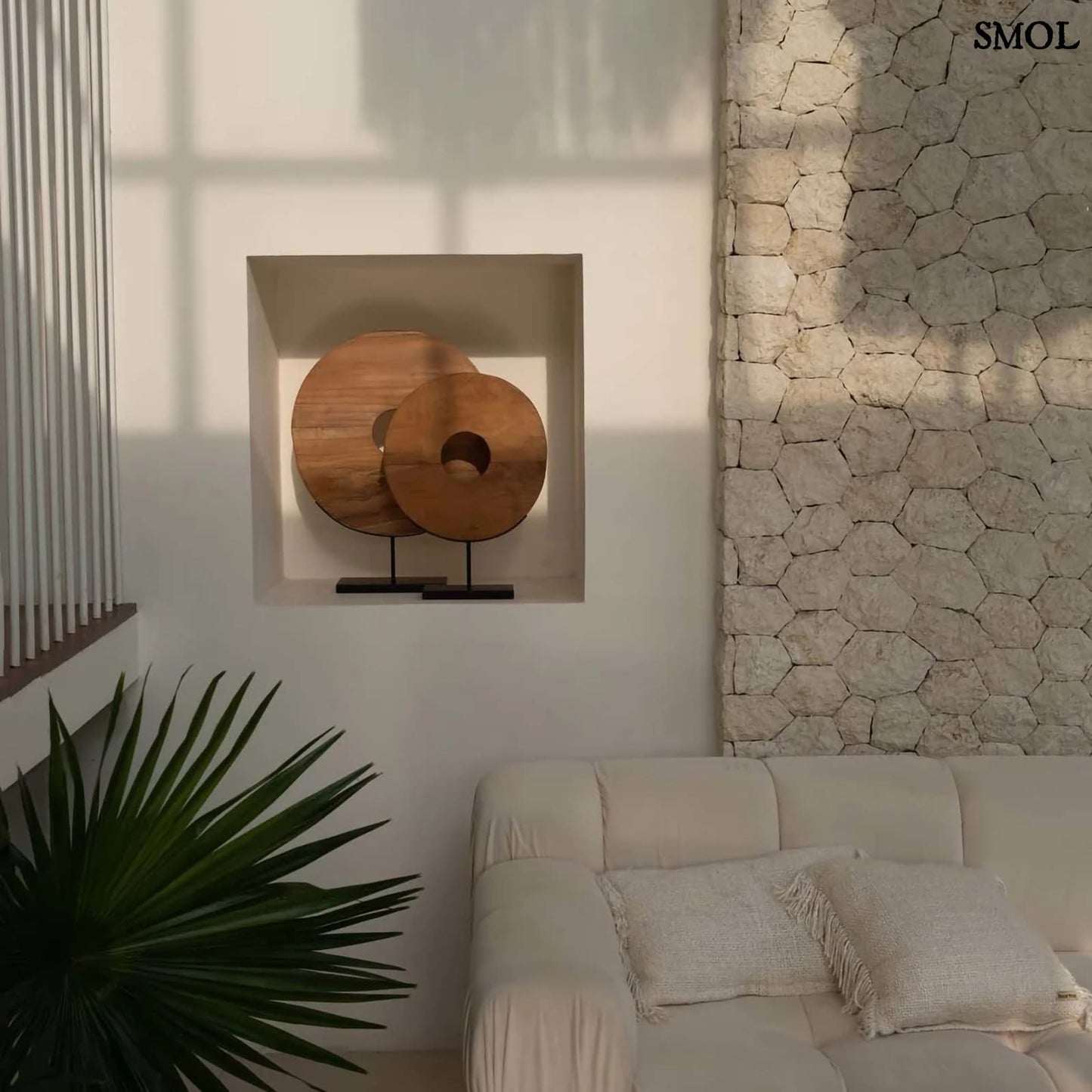 Fakorong Asztali Dekoráció, 50 cm | TEAK DISC | SMOL - nappaliban, két méretben
