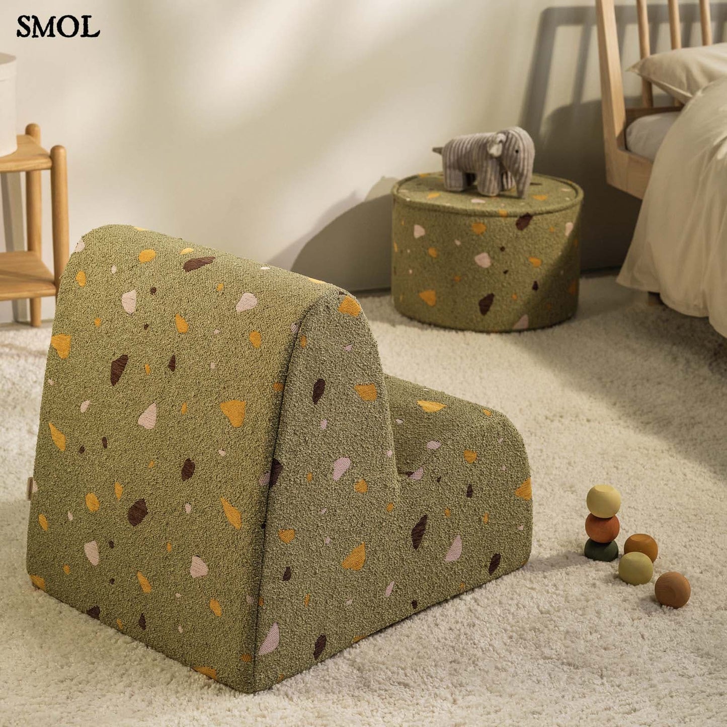 Gyerek felhőfotel | TERRAZZO MOSS, felhő alakú, terrazzo gyerekfotel - SMOL - gyerekszobában, hátulól