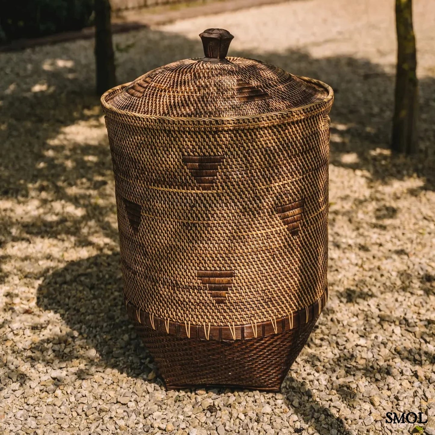 Rattan Tárolókosár fedéllel, 90 cm | COLONIAL LAUNDRY | SMOL - kavicson