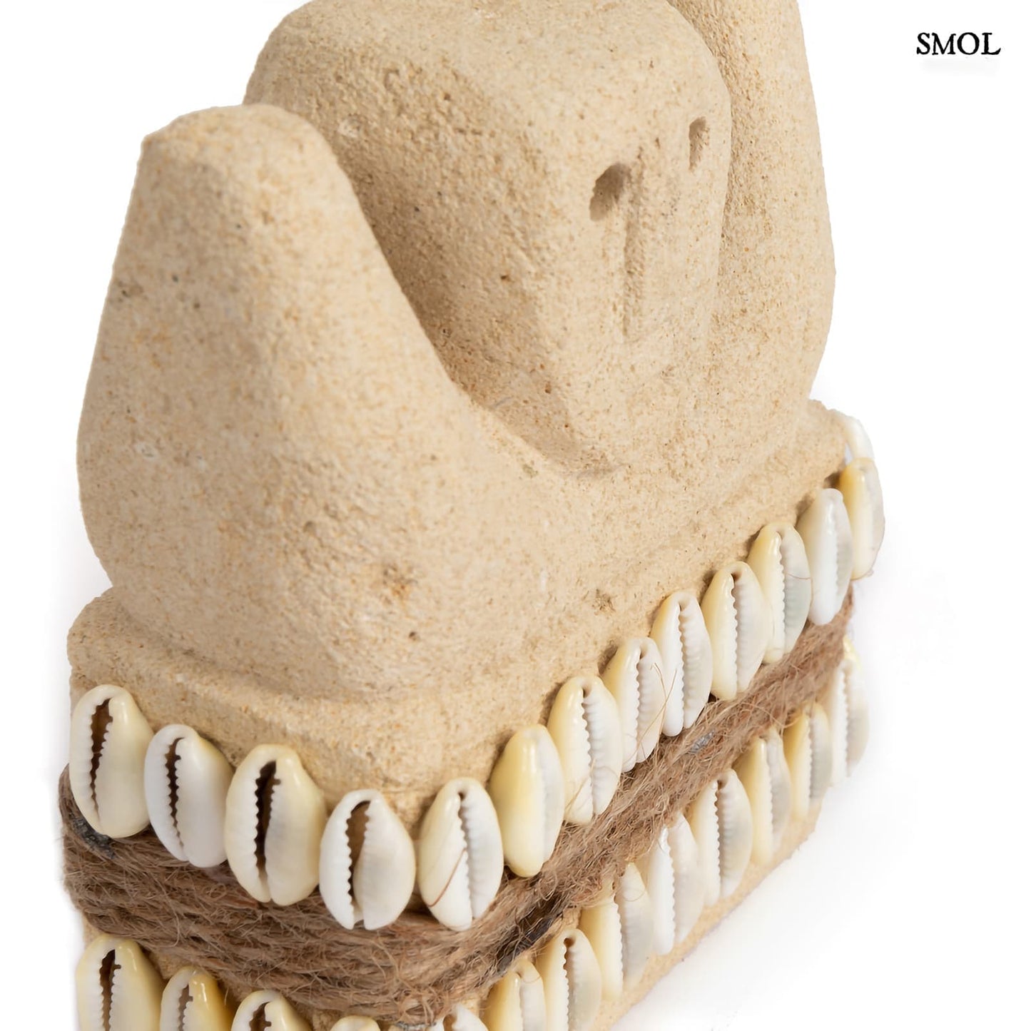 SUMBA28, kőszobor kagylókkal, 10 cm - smol.hu