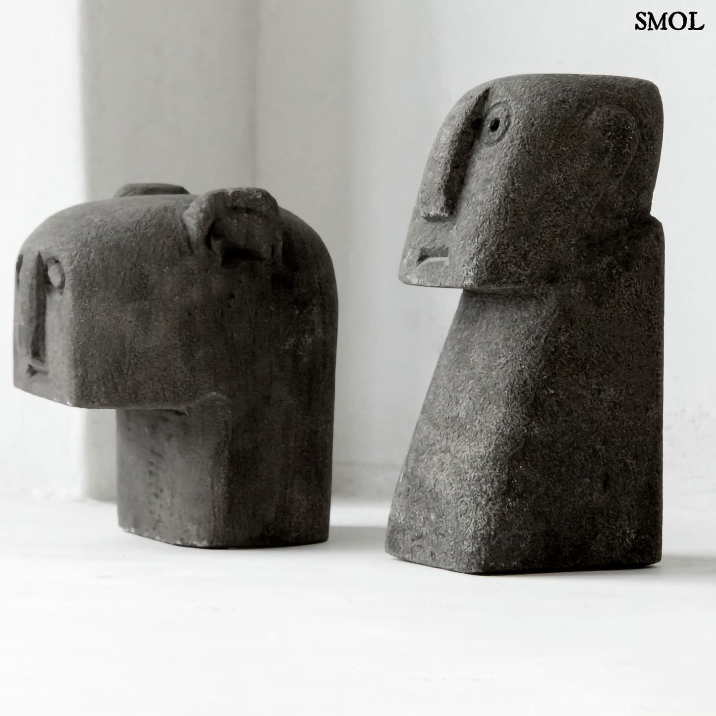 SUMBA25 , szürke kőszobor, 11 cm - smol.hu
