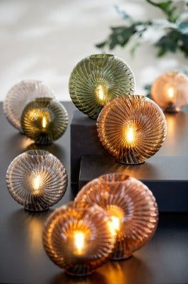 Üveg asztali lámpa az elegancia jegyében - SMOL