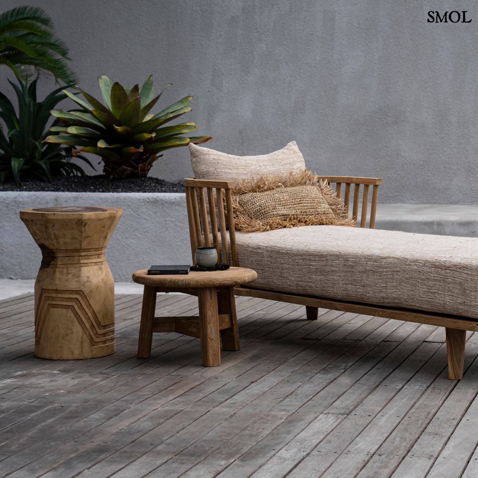 Asztalok, kisasztalok - SMOL