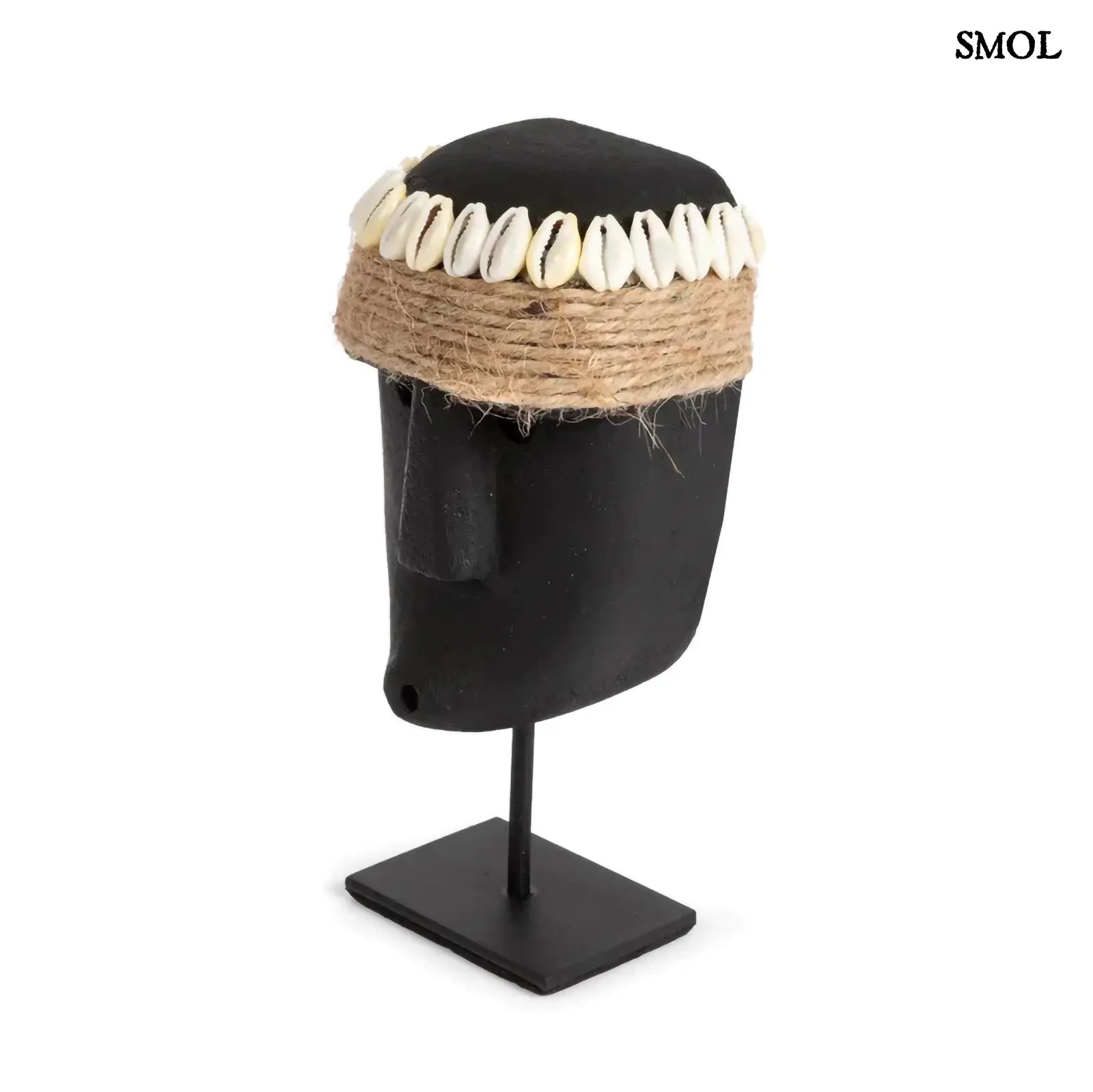 Sumba kőszobor – kagyló pánttal, fekete | SUMBA35