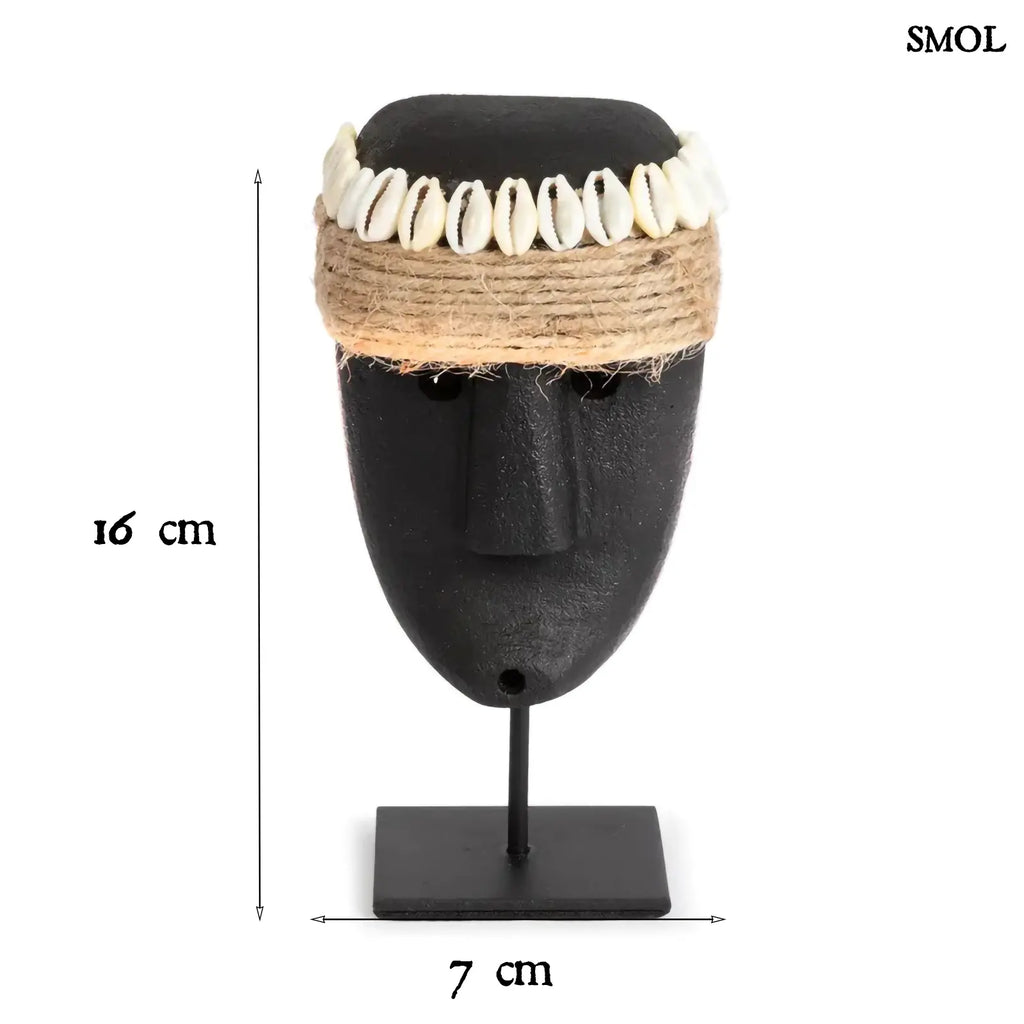 Sumba kőszobor – kagyló pánttal, fekete | SUMBA35