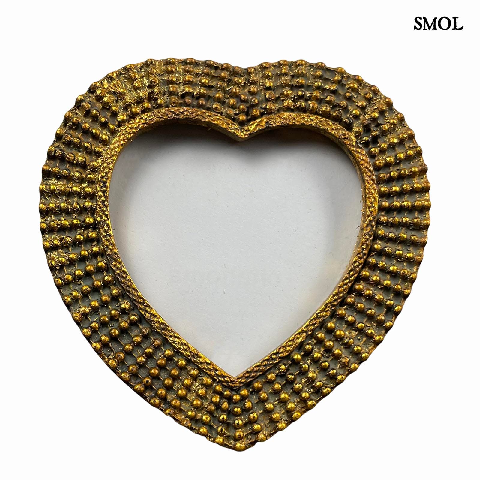 ADORE – szív alakú, antik arany asztali képkeret - 11 cm - smol.hu - fehér háttérrel