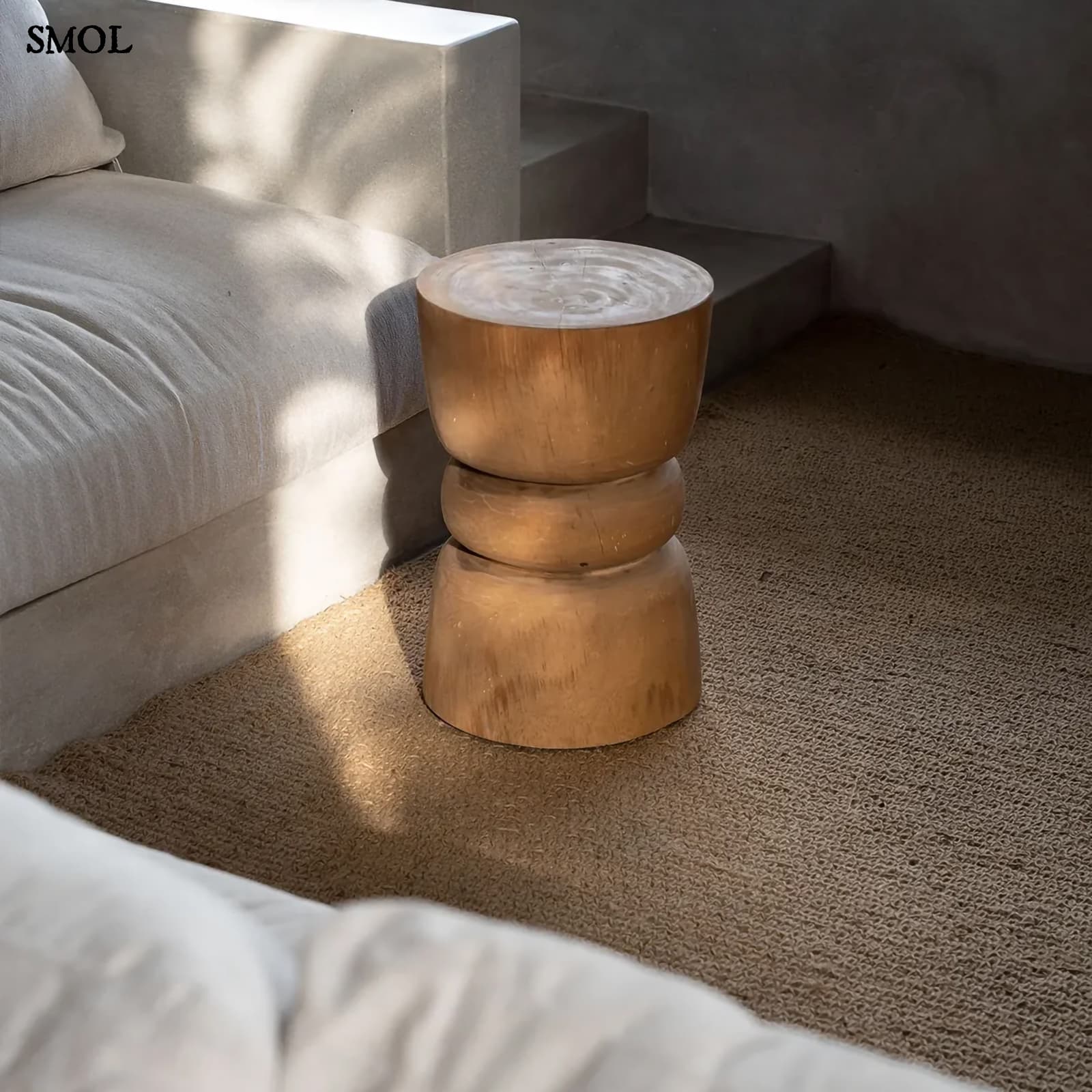 AUKAI - természetes fa kisasztal és ülőke - 45 cm - smol.hu - nappaliban
