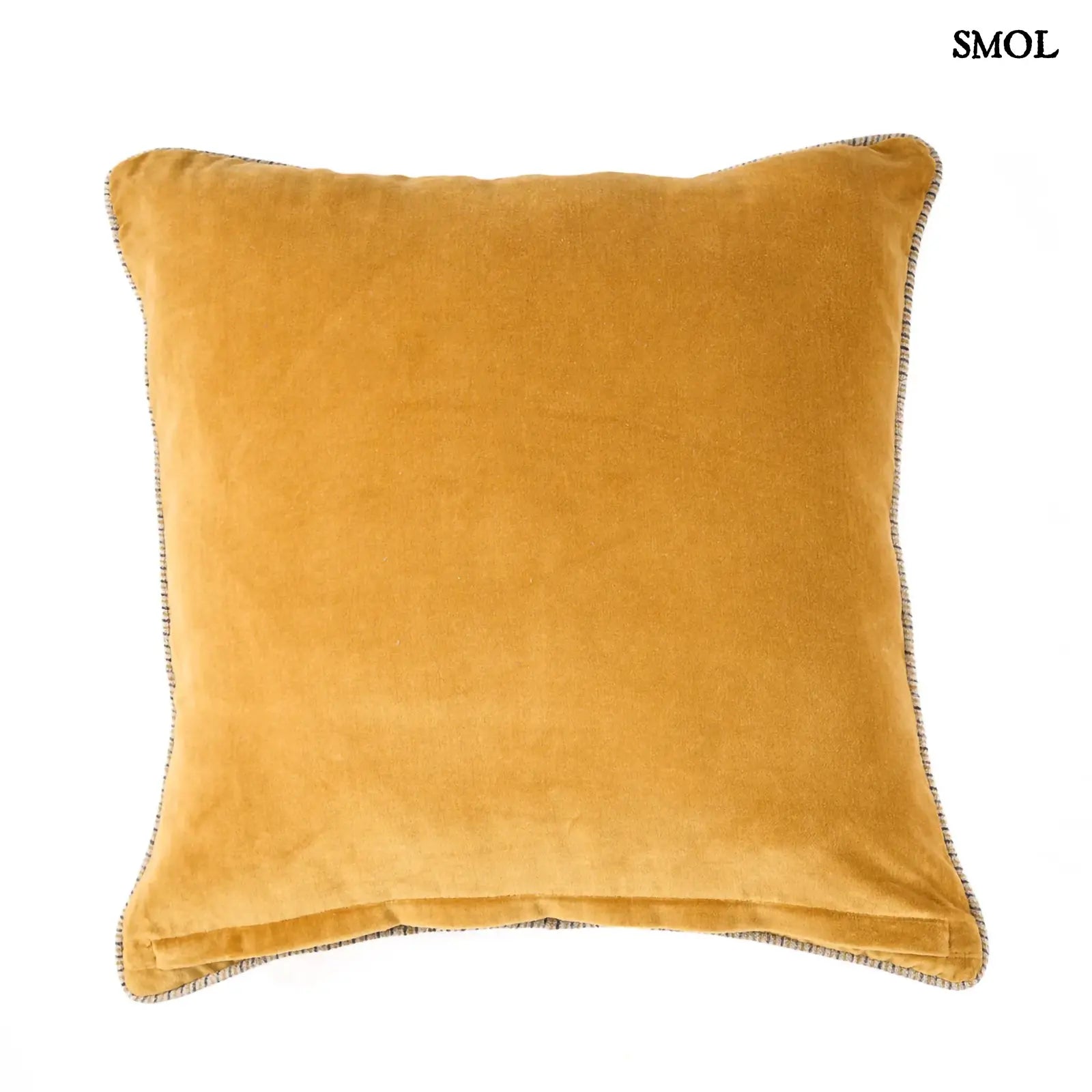 Luxus bársony díszpárnahuzat, mustársárga, 50x50 cm, selymes tapintású szövetből hátulról