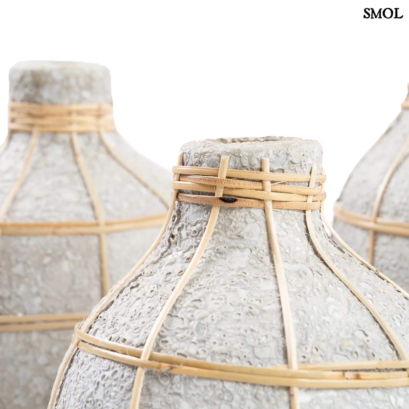 Beton Hatású Terrakotta Váza Rattan Díszítéssel, 23 cm | WHOOPY | SMOL - rattan nagyítva