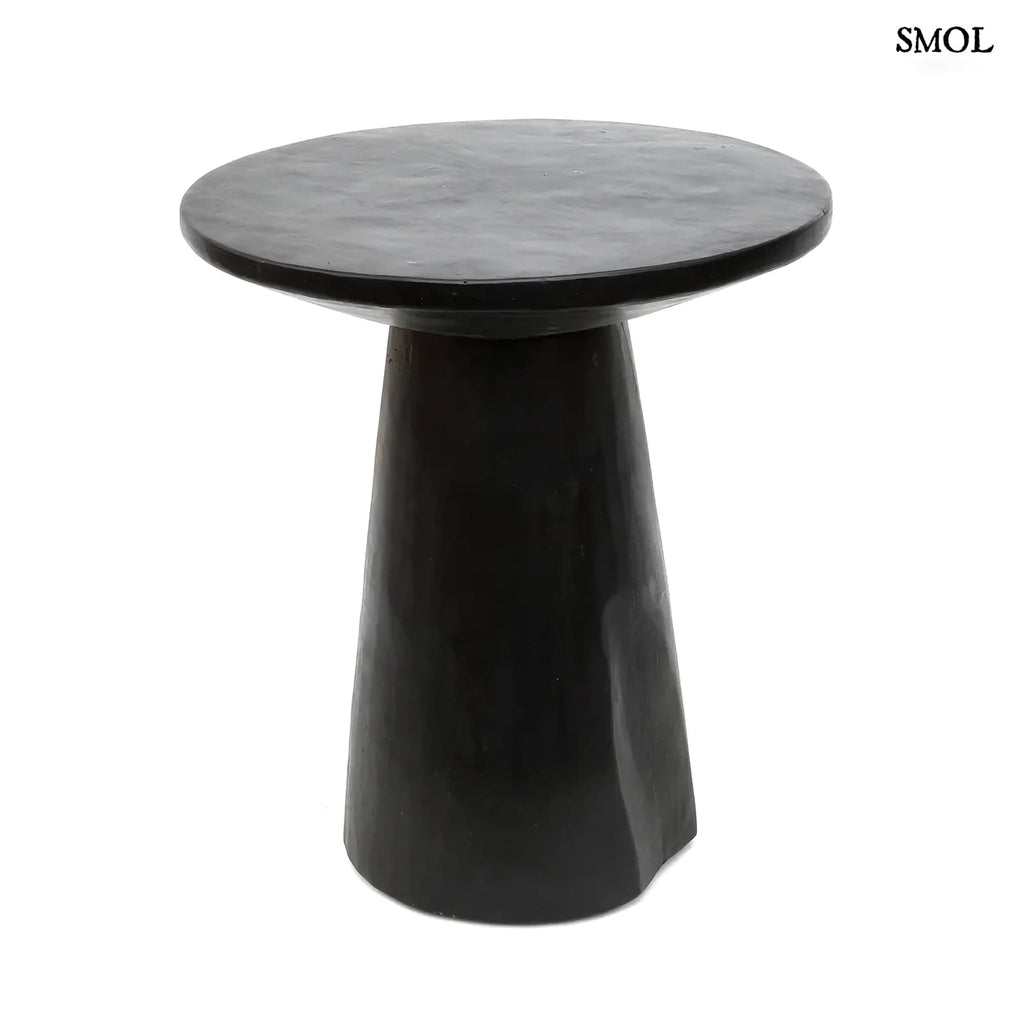 CONIC, fekete, fa kisasztal, ⌀50 cm - smol.hu - fehér háttérrel
