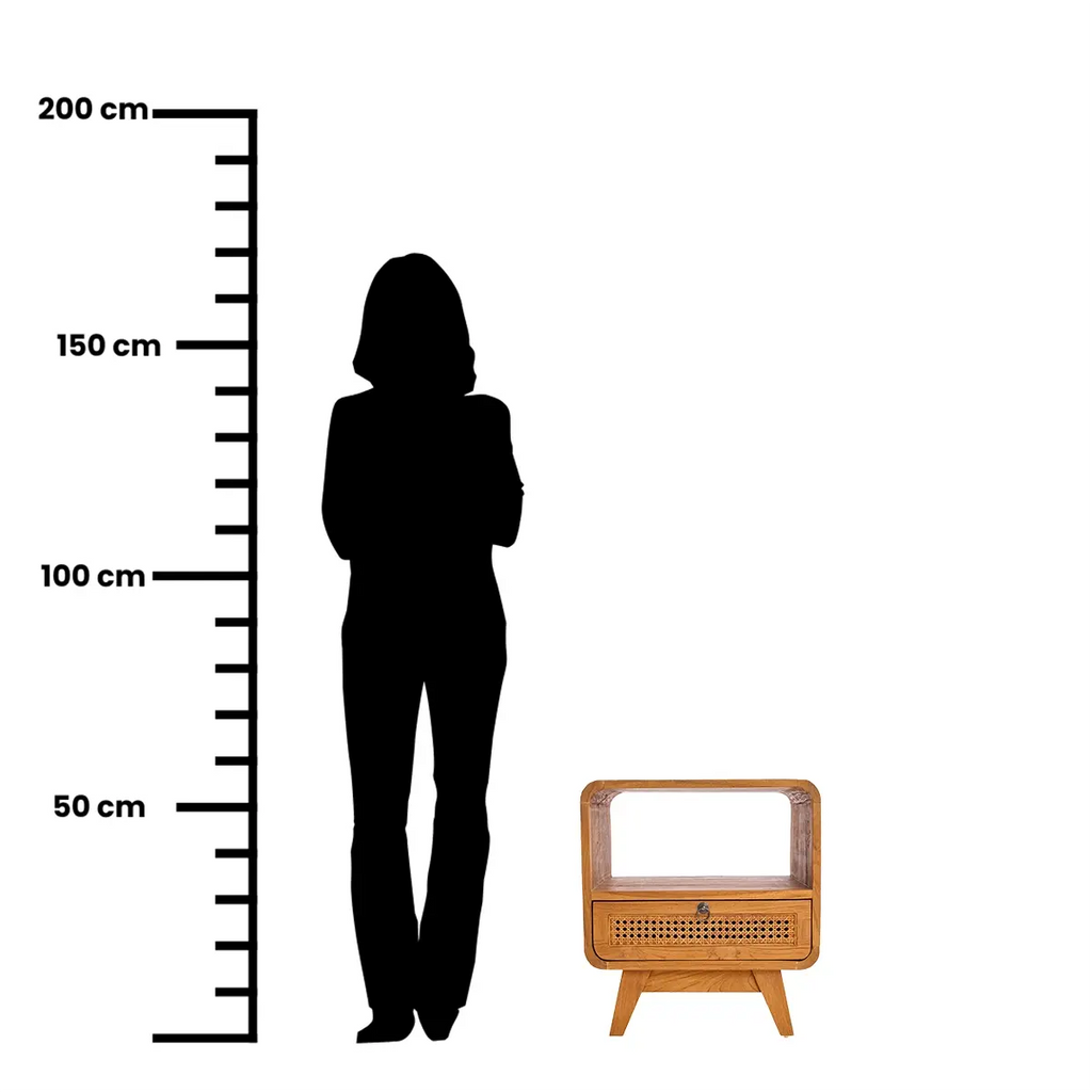 Natúr teak fa éjjeliszekrény rattan fonott fiókkal és nyitott polccal, 50×55 cm, méretarányosan