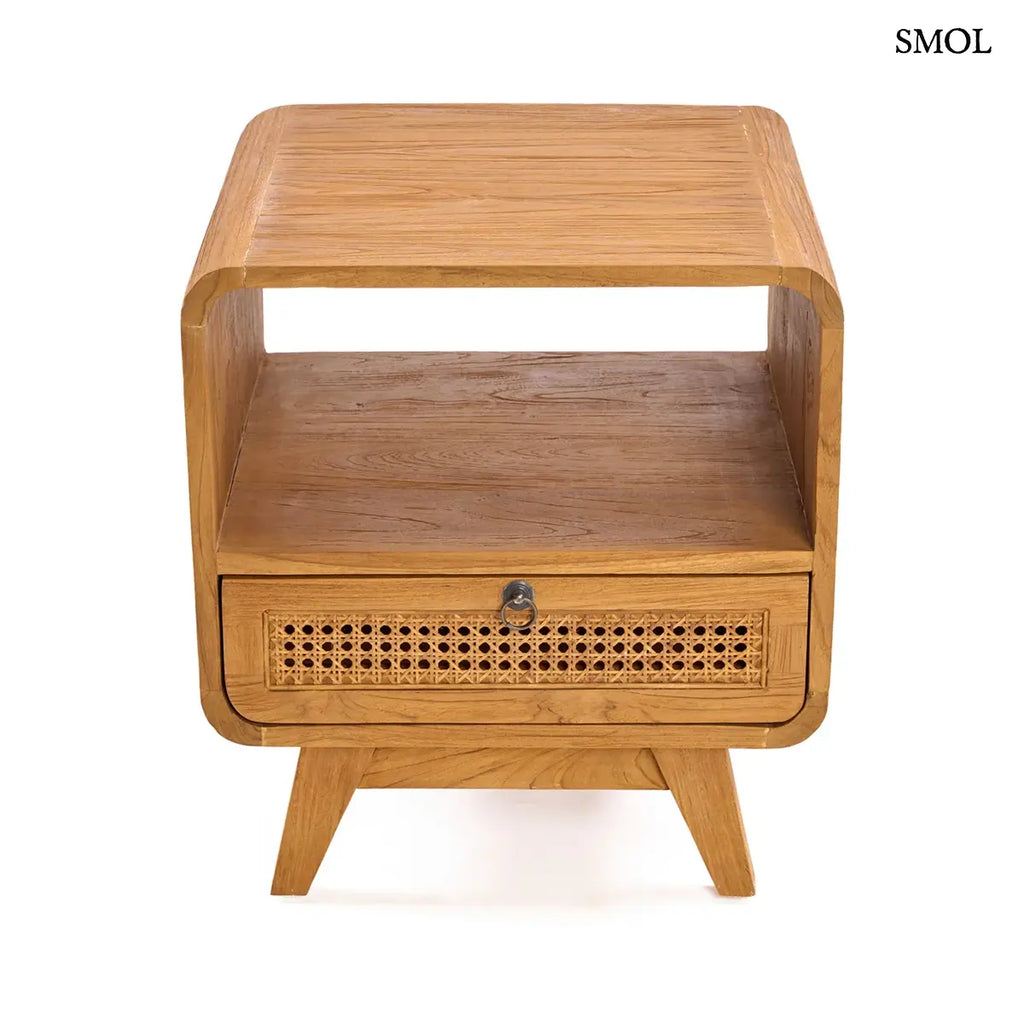 Natúr teak fa éjjeliszekrény rattan fonott fiókkal és nyitott polccal, 50×55 cm, felülről, ferdén