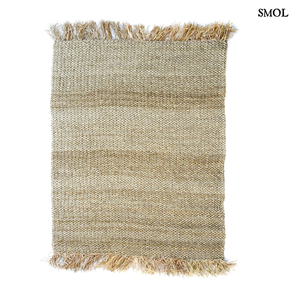 FRINGED, természetes raffia szőnyeg, 240x180 - smol.hu - fehér háttérrel
