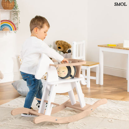 Fa Hintaló Biztonsági Gyűrűvel | WHITE HORSE | SMOL - kis barátait hintáztató gyerekkel