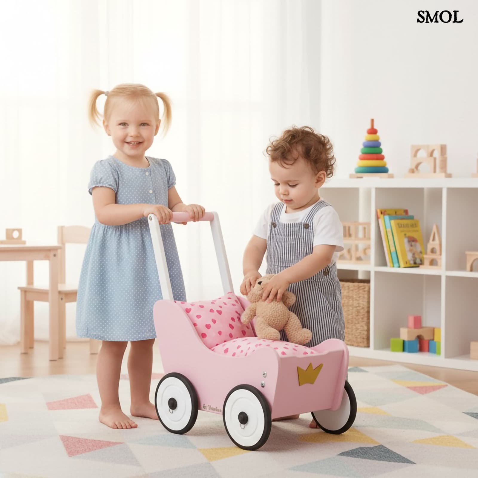 Fa Járássegító Babakocsi, rózsaszín | LEA | SMOL - gyerekekkel gyerekszobában