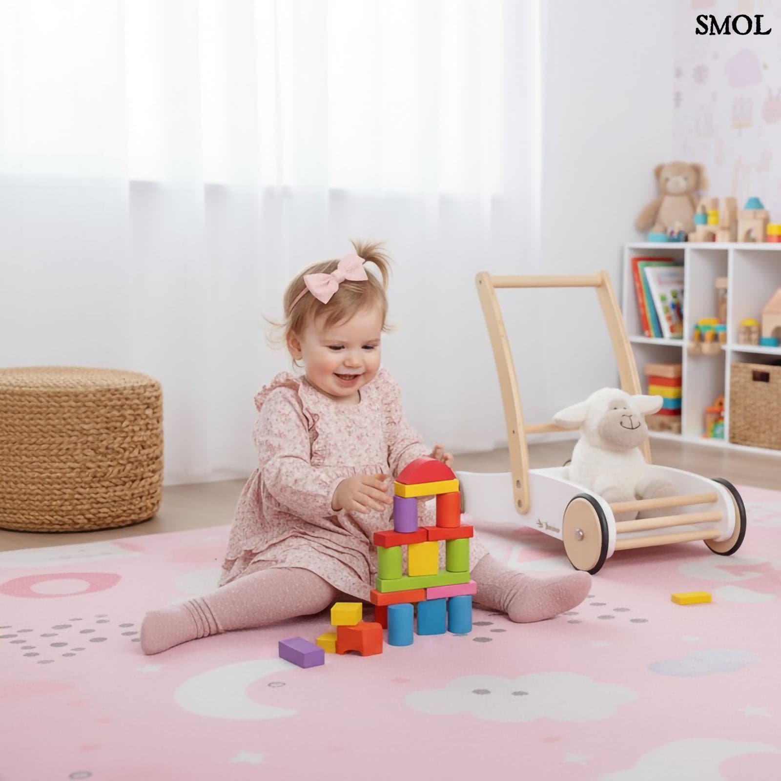 Fa Járássegítő, fehér | ULI | SMOL - kislánnyal