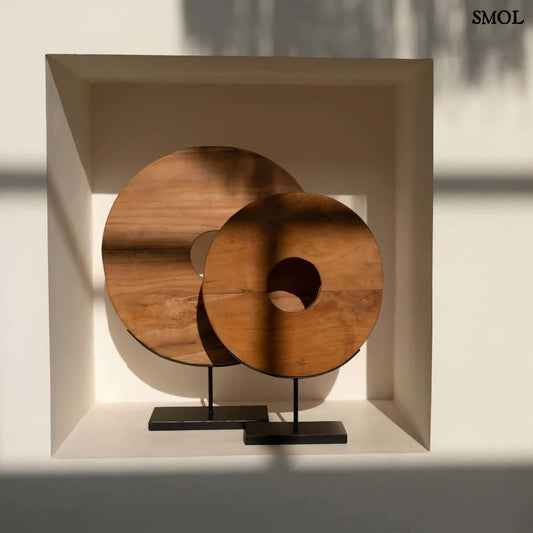 Fakorong Asztali Dekoráció, 50 cm | TEAK DISC | SMOL - két méretben, falban