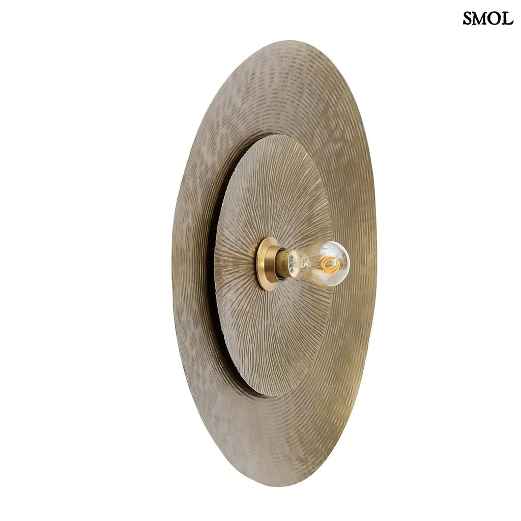 Sárgaréz Fali Lámpa dupla hold formával, indiai kézműves munka, elforgatva