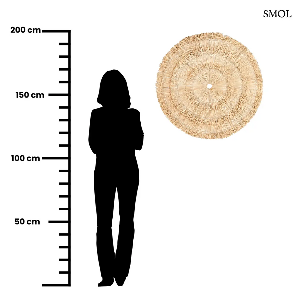  Kerek natúr szizál fali dekoráció rétegzett rojtokkal, L méret, 85 cm átmérő, méretarányosan