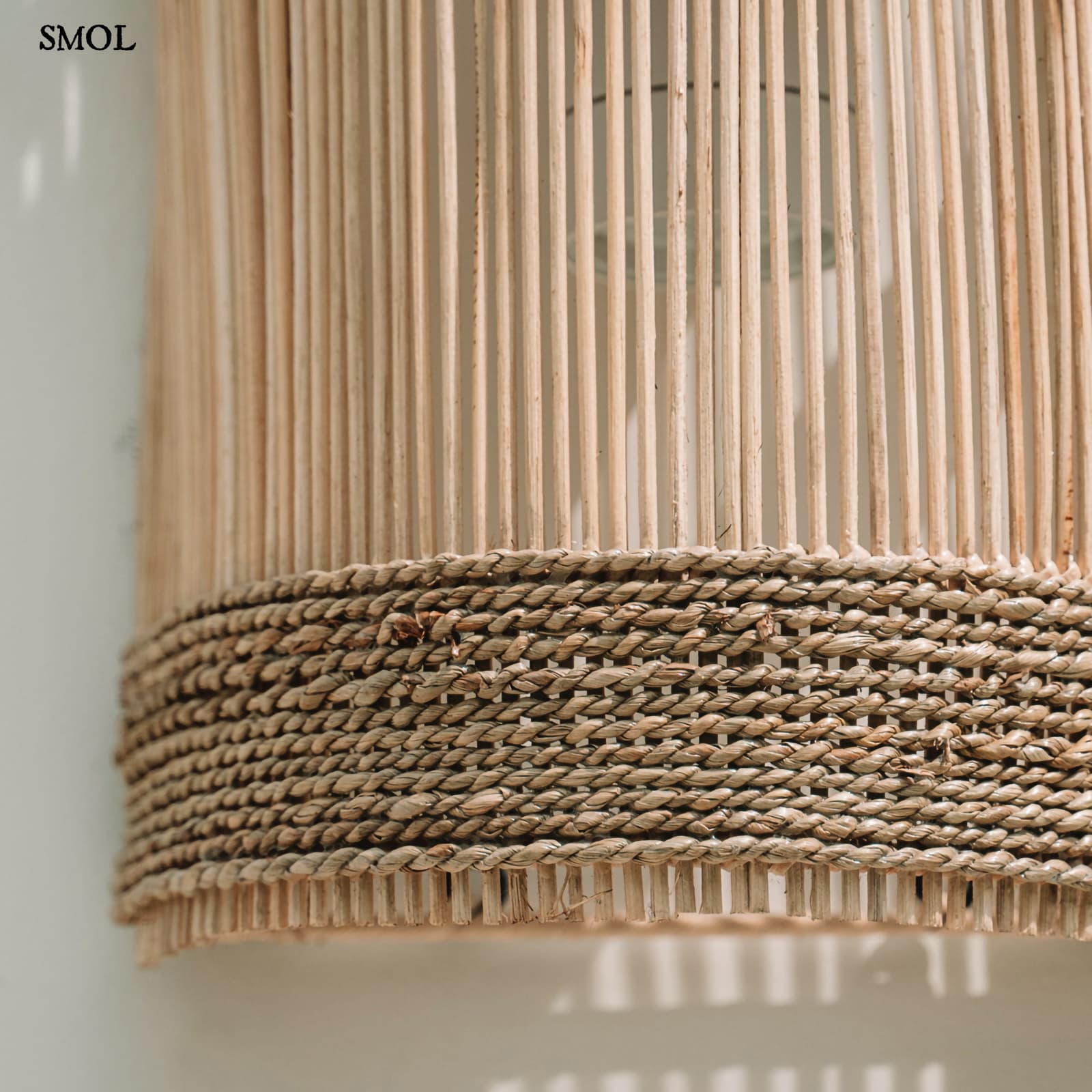 Fali lámpaernyő - natúr, rattan, 50 cm | JALAL - smol.hu - fonat nagyítva