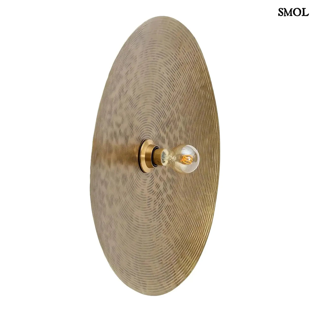 Kerek FULL MOON réz falilámpa fekete foltokkal, ferdén