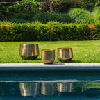 Ragyogó sárgaréz kalapált Planter, fém virágtartó, medencénél