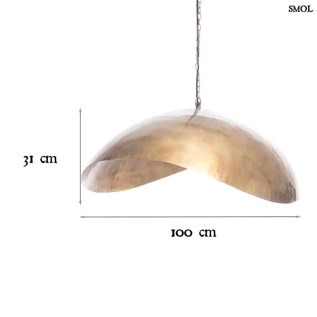 Extra nagy, hullámos függőlámpa sárgaréz/arany színű fémből, egyedi designnal,  méretekkel