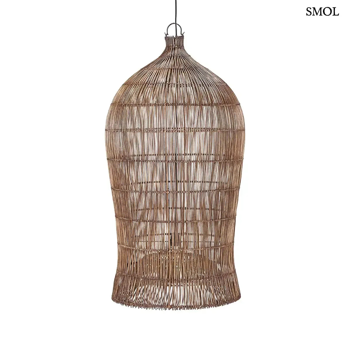 WOVEN BELL sötét dió fonott bambusz függőlámpabúra, fehér háttérrel