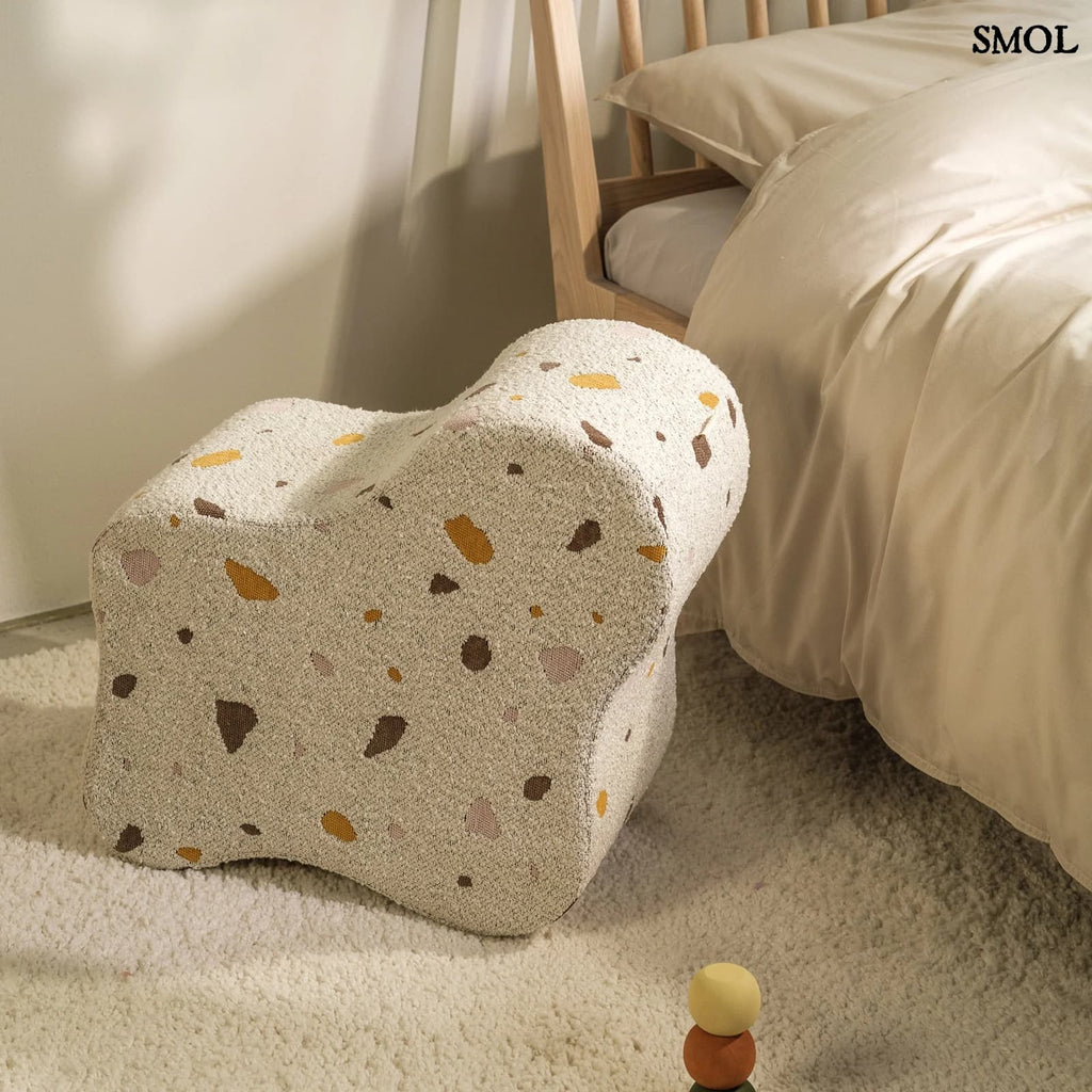 Gyerek felhő puff | TERRAZZO MARBLE | SMOL - gyerekszobában, felállítva