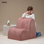 Gyerek felhőfotel | PINK MOUSSE felhő alakú, teddy anyagú gyerekfotel - SMOL - könyöklő gyerekkel