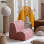 Gyerek felhőfotel | PINK MOUSSE felhő alakú, teddy anyagú gyerekfotel - SMOL - barnás kiegészítőkkel, gyerekszobában