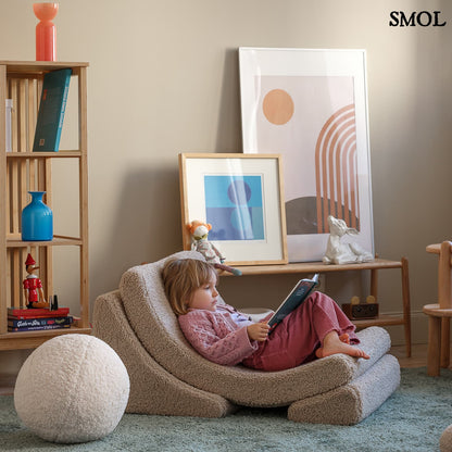 Gyerek holdfotel - 3 részes | BISCUIT moduláris gyerekfotel - SMOL - olvasó gyerekkel