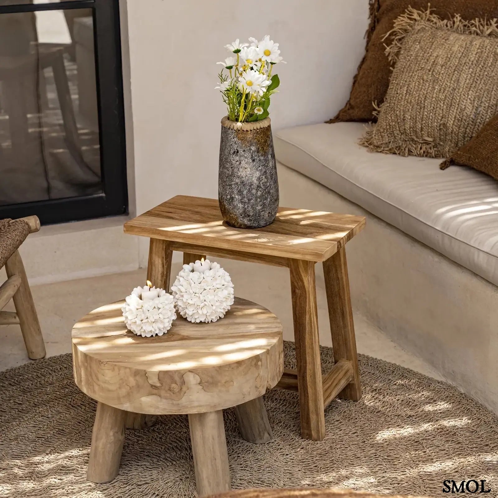 FLOWER POWER kagyló gyertyatartó, L méret, kézzel készült, gömb alakú, natúr fehér színű boho dekoráció kagylóvirág mintával két méretben