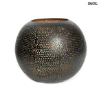 Fekete-arany színű, XL méretű fém gömb gyertyatartó, fehér háttérrel