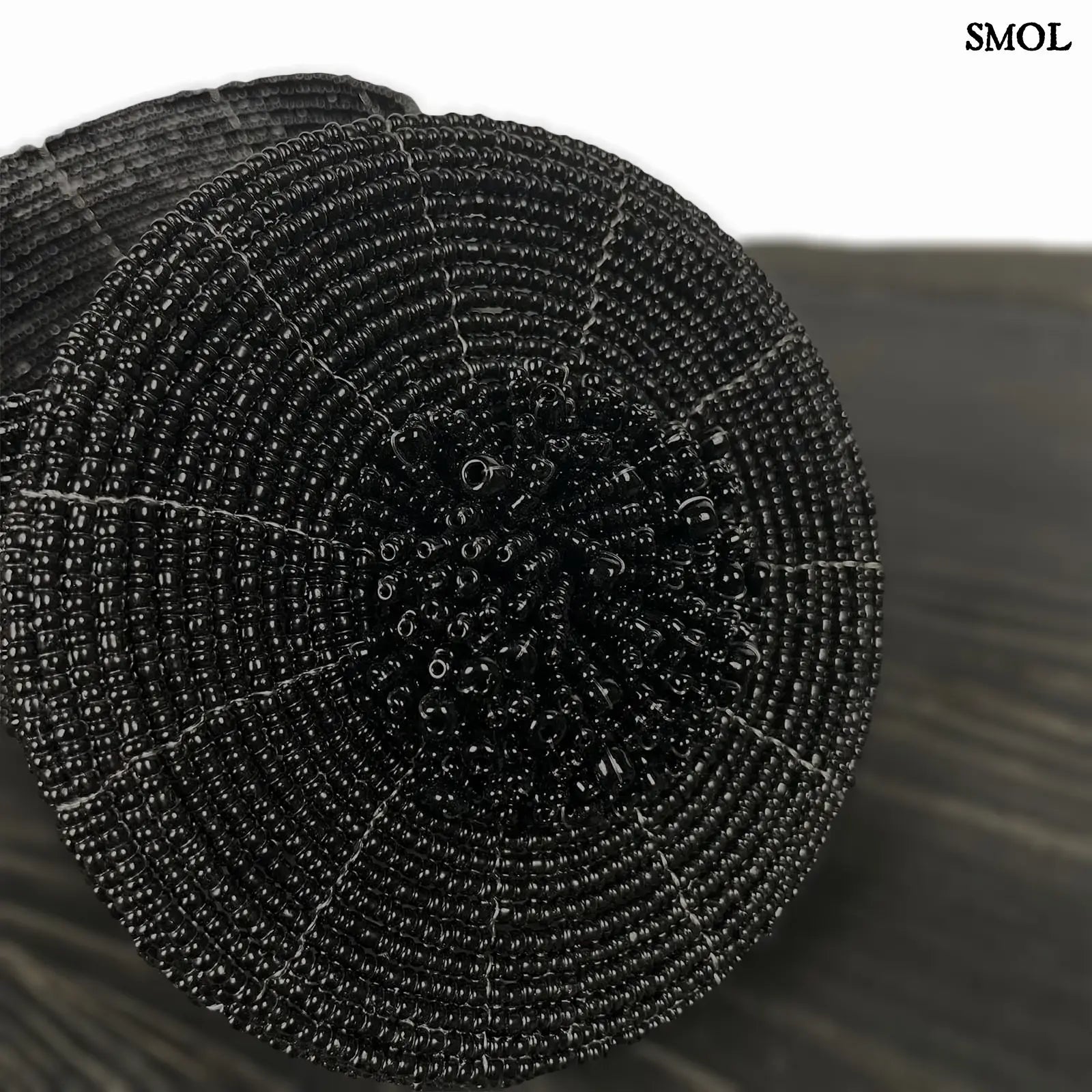 Gyöngyös Tároló - fekete, 12 cm | JUBILO | SMOL - fedél nagyítva