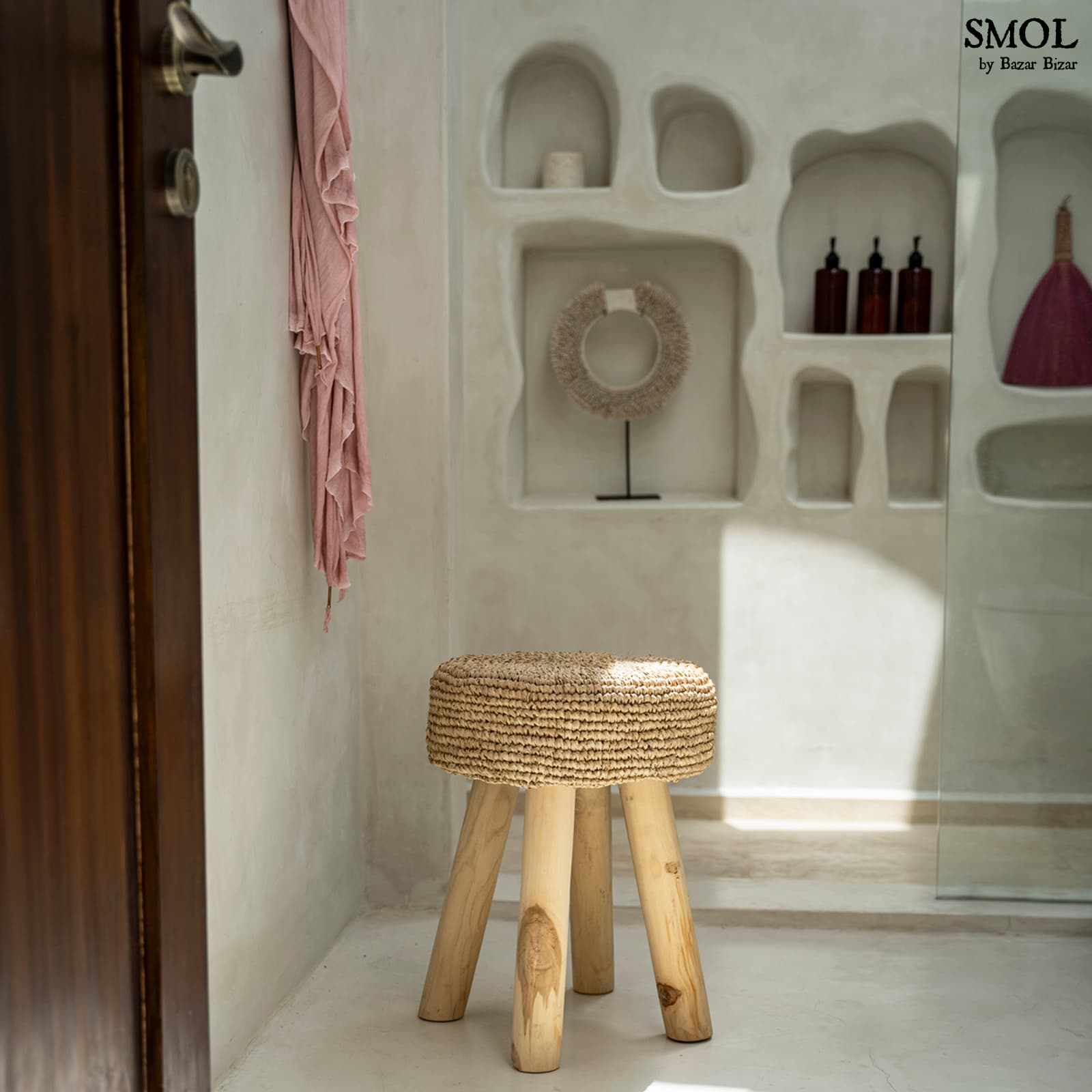 smol.hu -KRUK, raffia ülőke, 45 cm fürdőszobában