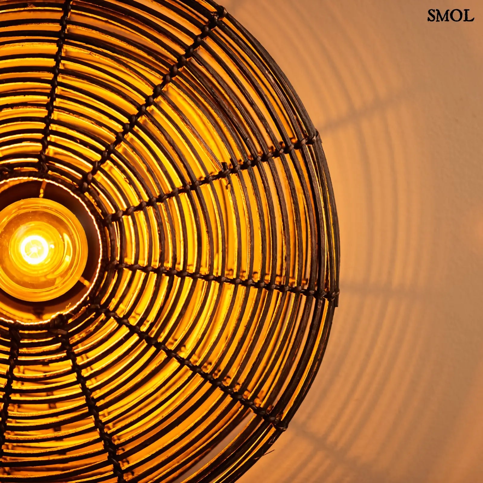 Kerek Rattan falilámpa – fekete | ALER | SMOL - égő izzóval