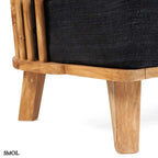 Kétszemélyes kanapé, újrahasznosított tíkfa kerettel és fekete kárpit párnákkal, lábak nagyítva