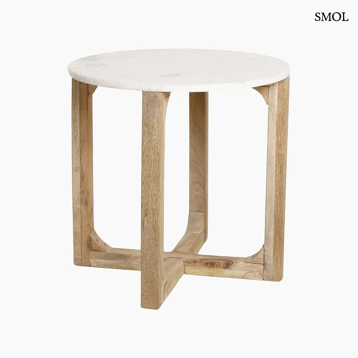 MARBLE kerek kisasztal fehér márvány lappal és fa kereszttalppal – 50 × 50 cm, fehér háttérrel