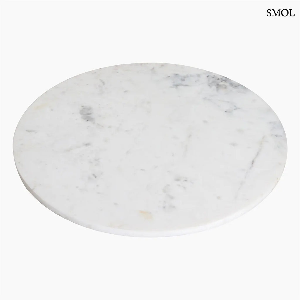 MARBLE kerek kisasztal fehér márvány lappal és fa kereszttalppal – 50 × 50 cm, márványlap vastagsága