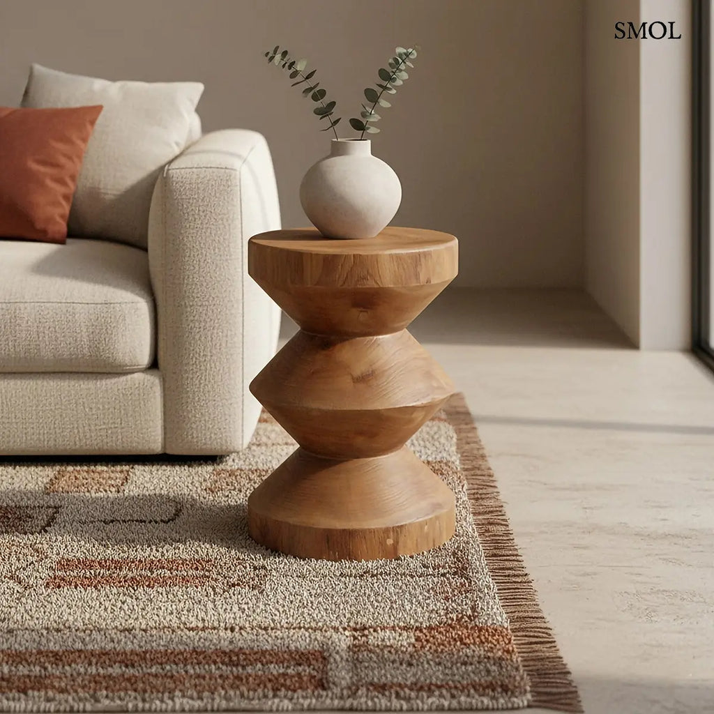 FORMA RIZO kerek teakfa kisasztal natúr színben – 30 × 45 cm, kanapé mellett