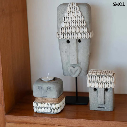 Kőszobor - szürke, kagylóval, 11 cm | SUMBA29 - smol.hu - három szürke kőszobor