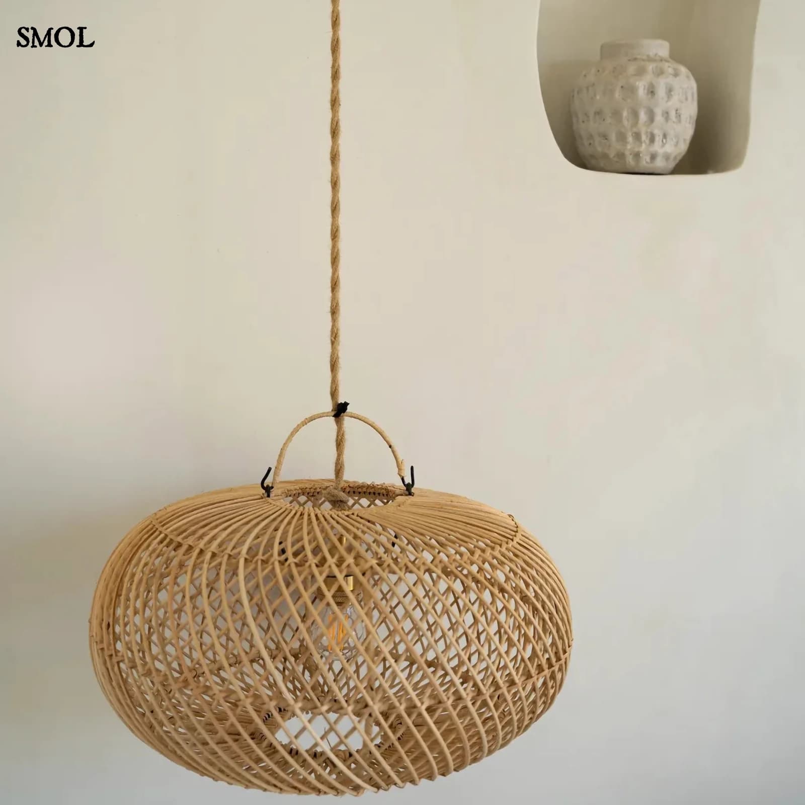 Lapos Gömb Alakú Rattan Lámpaernyő, 40 cm | WHOLLY | SMOL - felfüggesztve, felülről