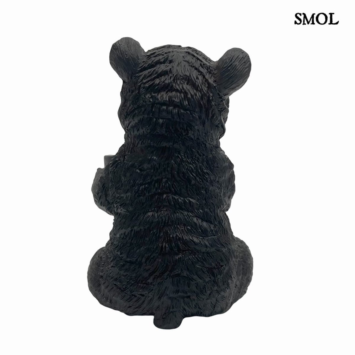 Barna maci alakú medvés mécsestartó figura, hátulról