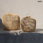 Nagy Rattan Lámpaernyő, 58 cm | BATU BOLONG | SMOL - két méretben, teraszon