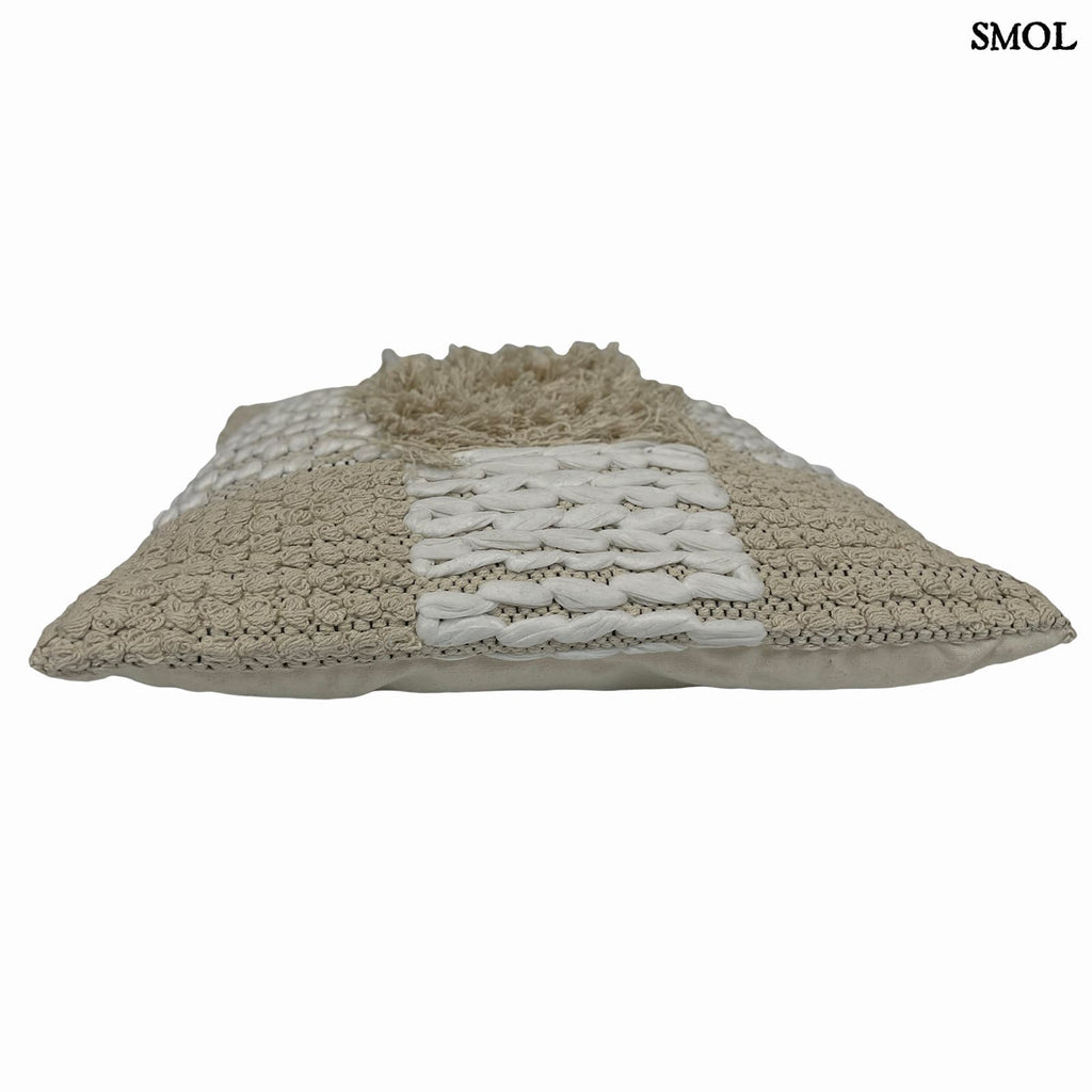 Pamut Díszpárna- fehér-natúr, 45x45 | POLA | SMOL - fektetve