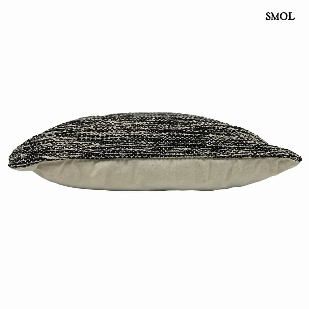 Pamut Díszpárna - fekete-szürke, 45x45 | LUTELU | SMOL - fektetve