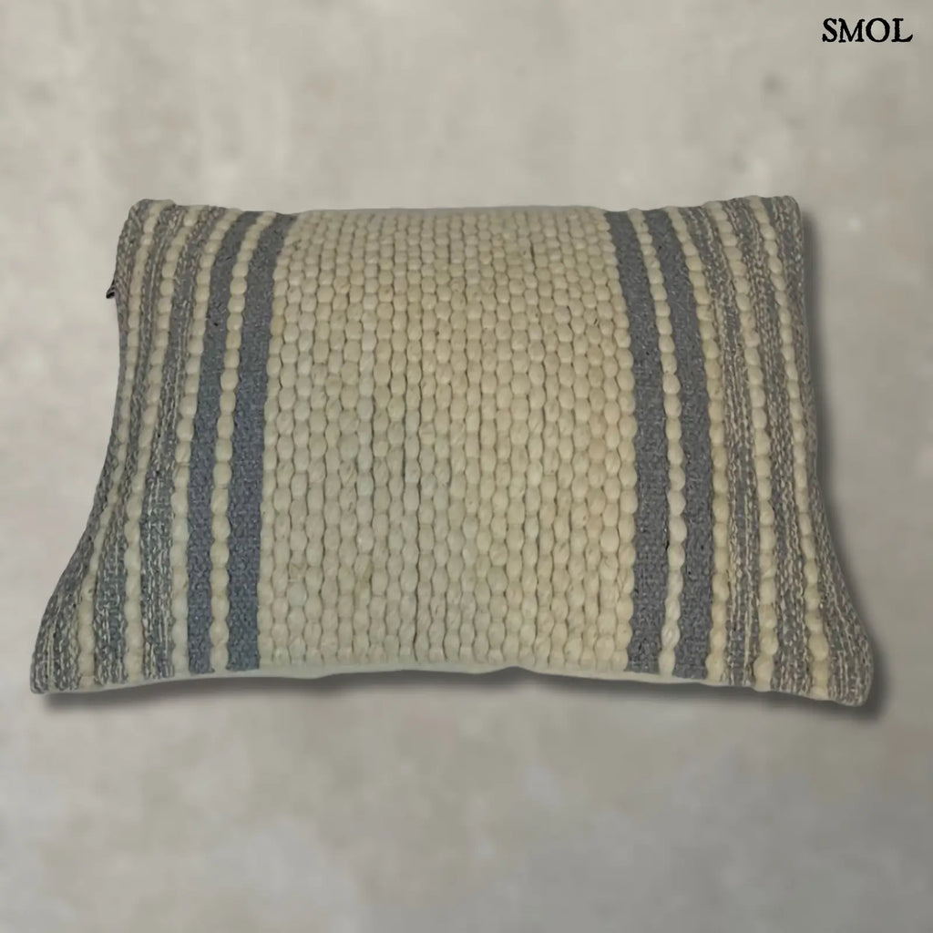 Pamut Díszpárna - szürke-natúr, 35x50 | NAAMA | SMOL - szürke háttér