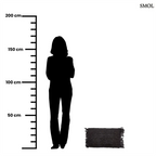 Éjfekete, texturált pamut díszpárnahuzat rusztikus rojtos szélekkel, méretarányosan