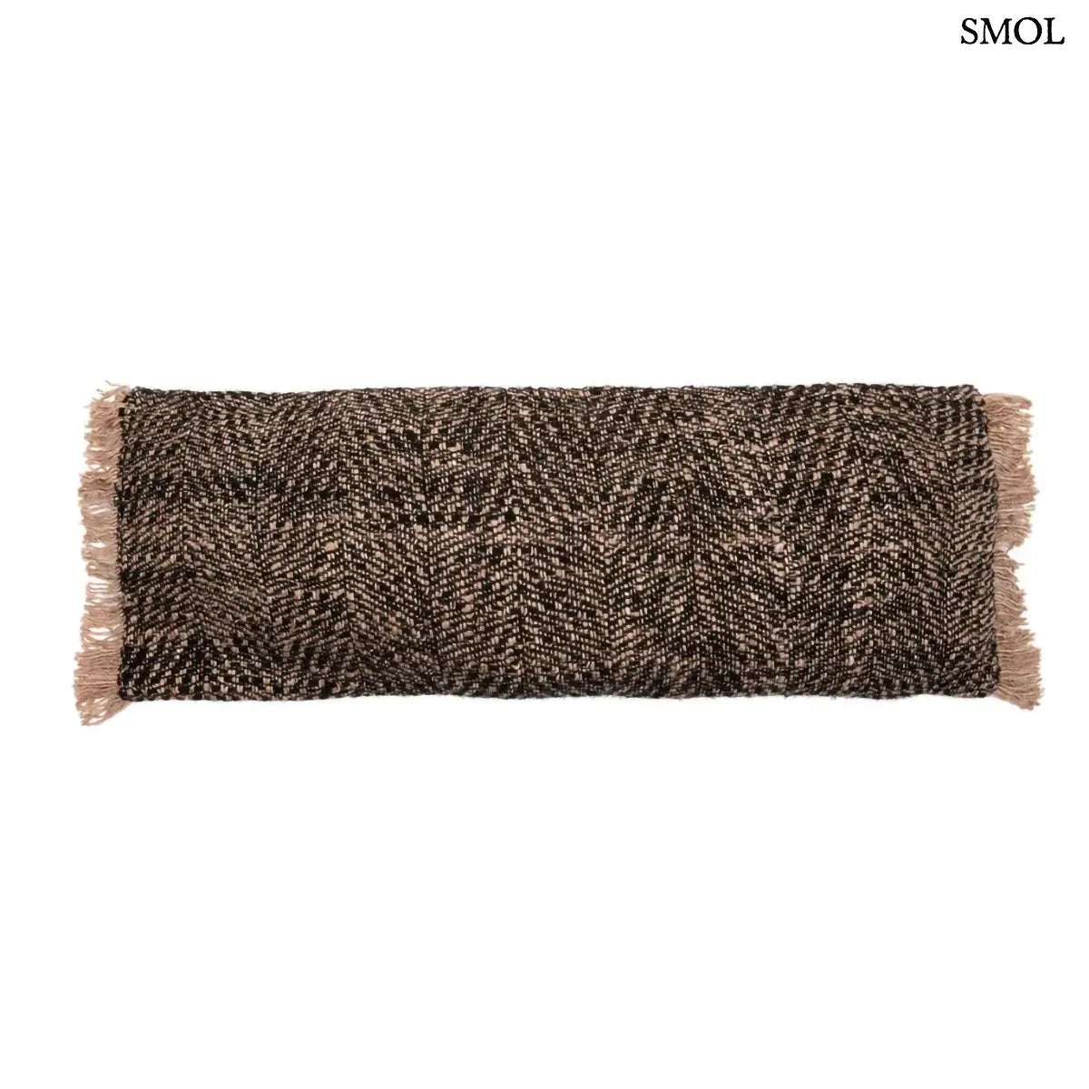 Hosszú fekete-réz pamut díszpárnahuzat absztrakt mintával, fehér háttérrel